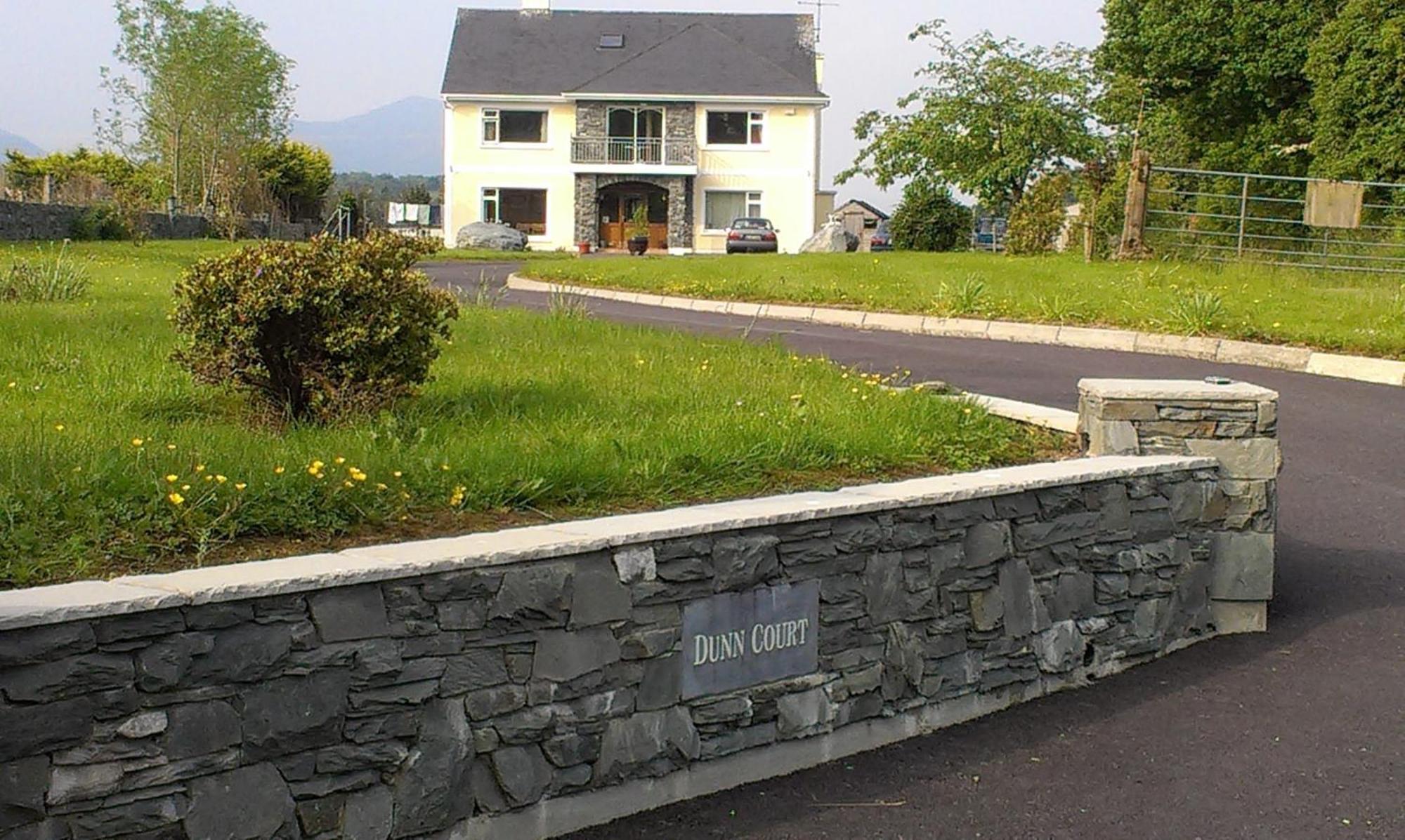 Dunn Court House Bed & Breakfast Killarney Exterior photo
